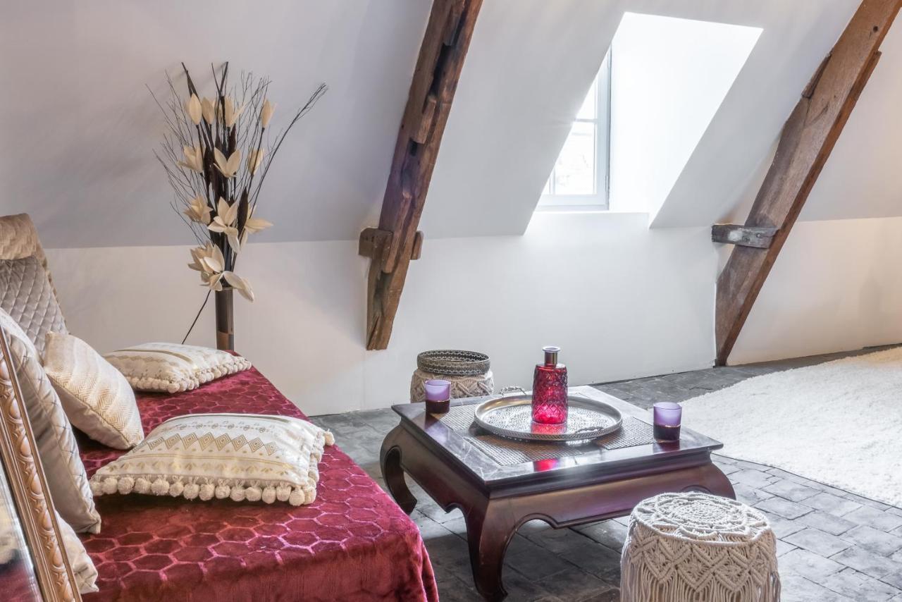 Le Baldaquin / Les Suites Romantiques Онфльор Екстериор снимка